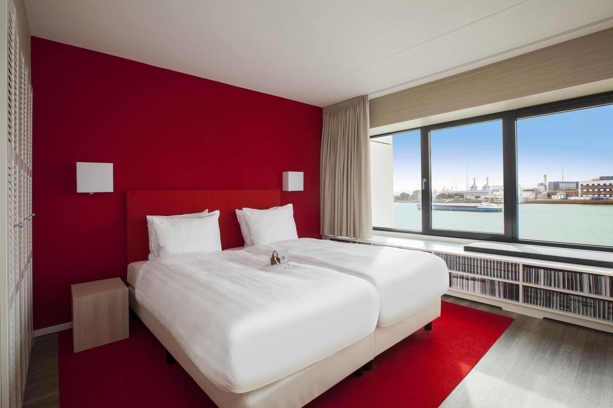 Delta 4* Vlaardingen