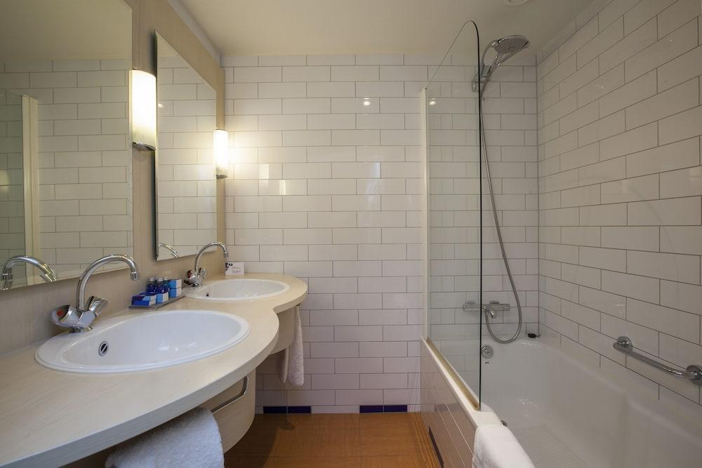 Delta 4* Vlaardingen